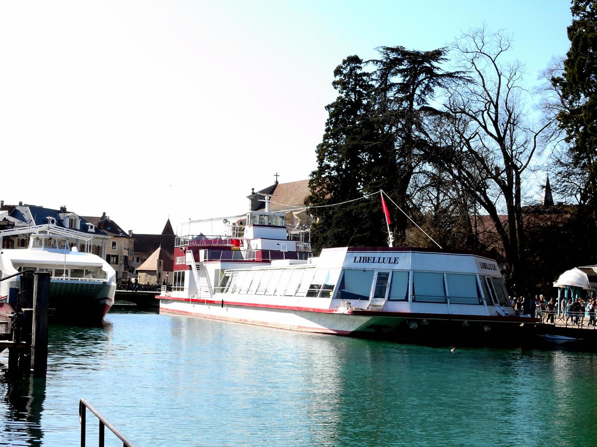 Appart L'Avant Scene Tresums Annecy Exterior photo