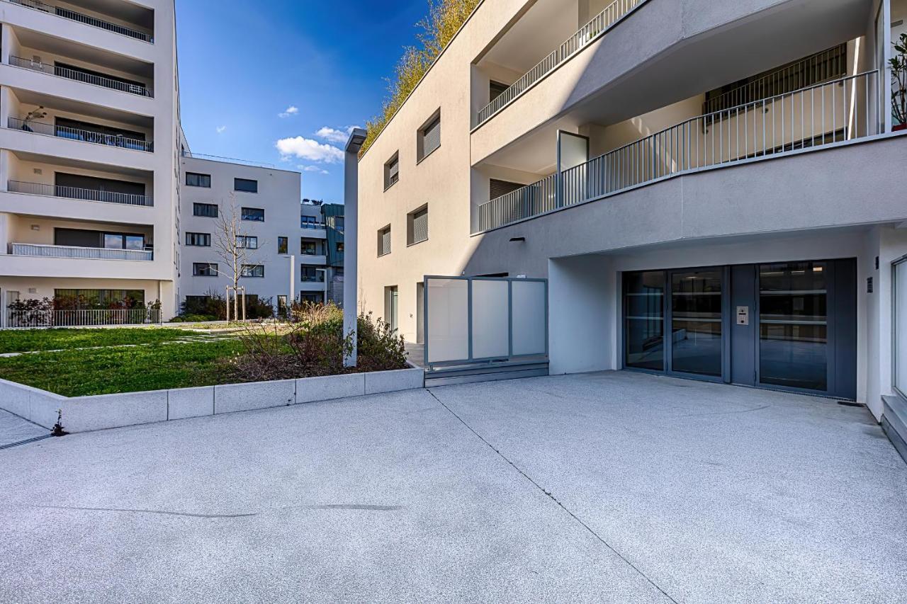 Appart L'Avant Scene Tresums Annecy Exterior photo